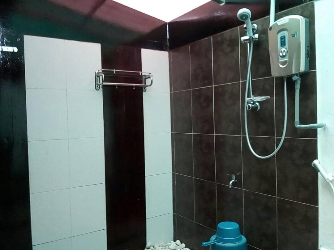 J Residence Kampong Kundassan الغرفة الصورة