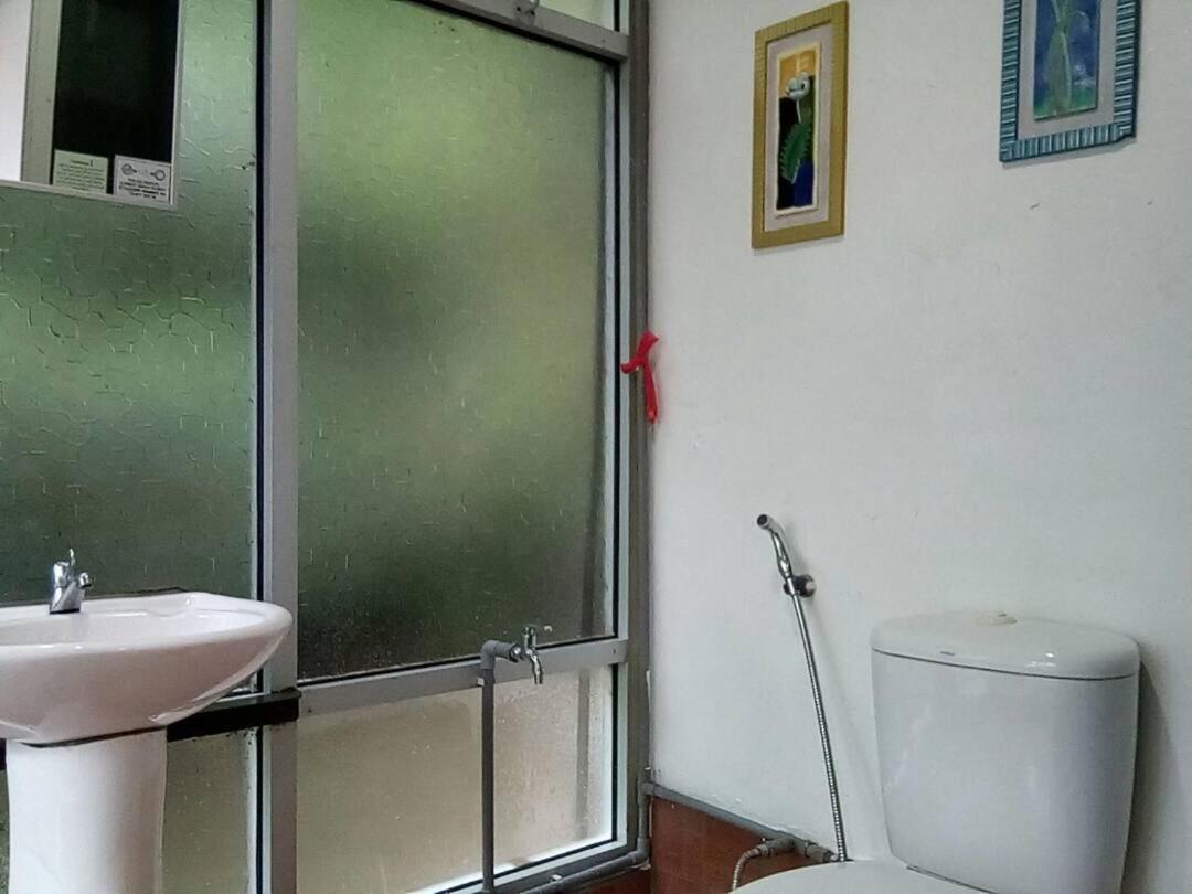 J Residence Kampong Kundassan الغرفة الصورة